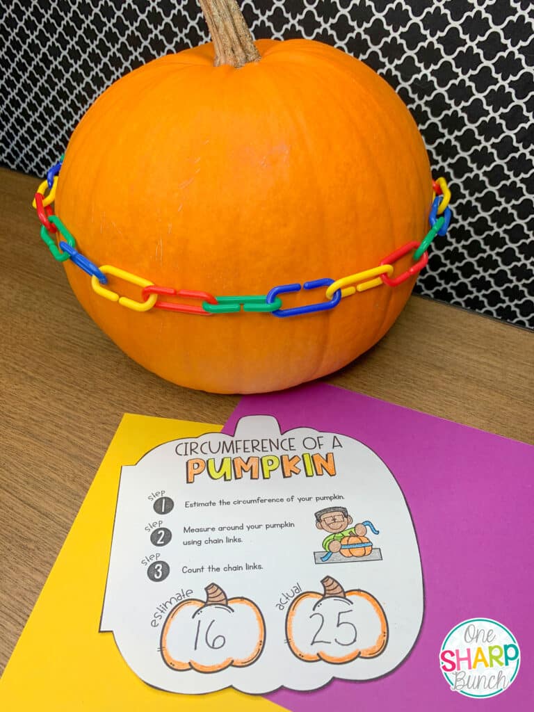 Keep your little goblins distanced, yet engaged, and your classroom Halloween party well-managed with these social distancing Halloween party ideas for the classroom, including Halloween crafts, Halloween games and Halloween treats! These no contact Halloween party activities are sure to be a spooktacular hit this fall!