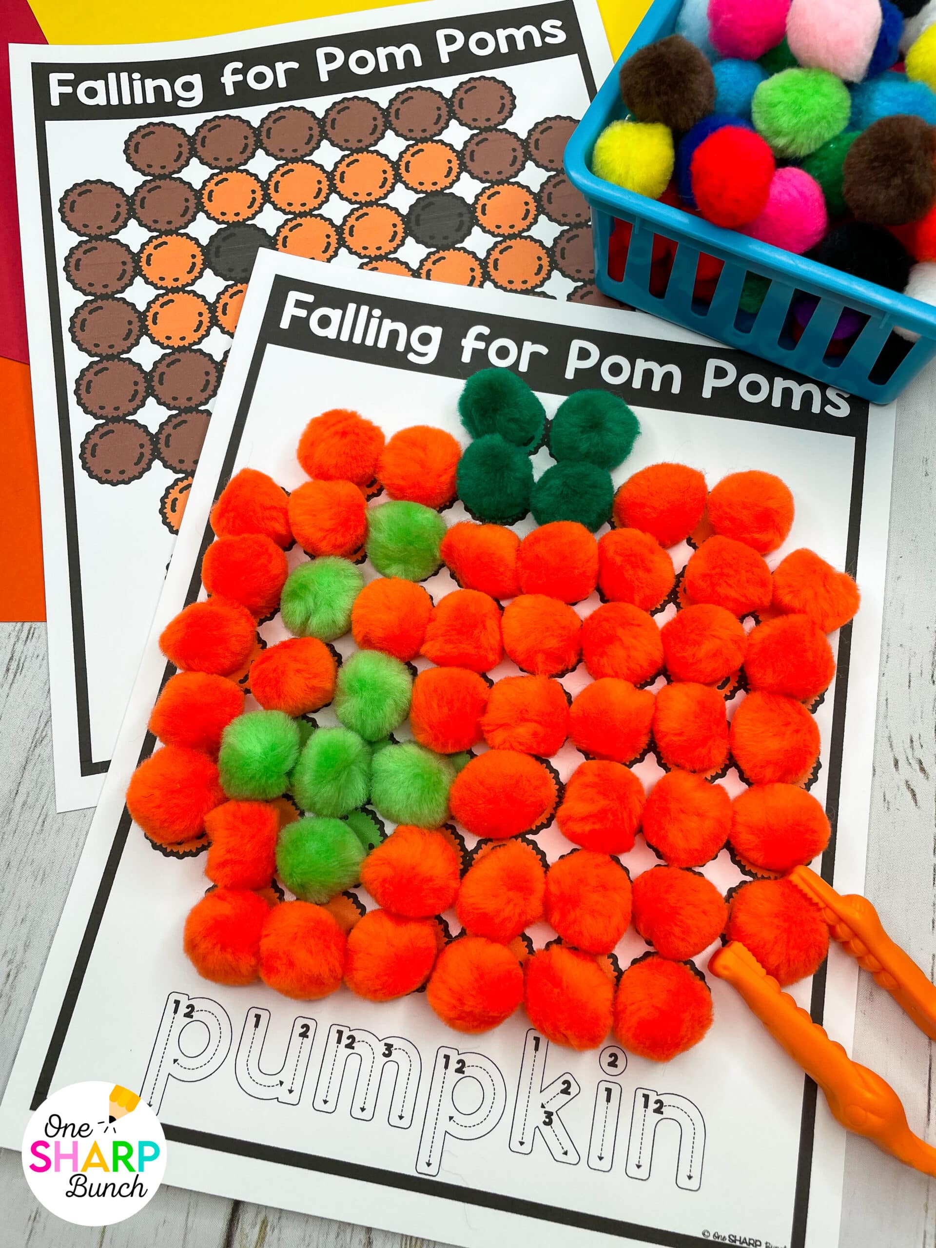Fine motor activities in the classroom are essential for preschool, kindergarten, and first grade students to build fine motor skills. Use these classroom supplies, which are great for fine motor practice and sensory activities, as fine motor tools for the classroom. Learn how to use these simple fine motor tools for kids, including tweezers, pom poms, clothespins, etc. Discover fine motor activities for kids and name activities that are great for pincer grasp, hand-eye coordination, and more!