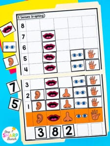 Engage your fast finishers with 20 fall early finisher activities, including 10 literacy activities and 10 math activities, that are easy to prep! Early finishers simply swap out the file folder games when they finish a task early. Students will practice CVC words, syllables, abc order, rhyming words, patterns, nonstandard measurement, tally marks, 2D shapes, graphing and analyzing data, and more. These file folder activities are great for kindergarten centers, morning work, or morning tubs!