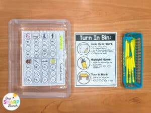 Keep student engagement high while fostering independence with these 10 must-know teaching tips for managing kindergarten centers! Learn how to organize your kindergarten centers, how to group students for centers, as well as routines and procedures for kindergarten centers. These classroom management tips for centers will help eliminate student behaviors, keep early finishers on task and allow students to be engaged during math centers and literacy centers. Learn the kindergarten center tips!