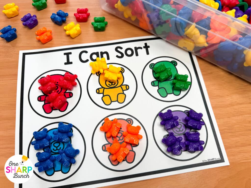 Learn how to launch kindergarten centers at the beginning of the school year with 3 simple steps. Discover how to introduce center manipulatives, teach center routines and procedures, and build student independence so your centers run smoothly all year long. These top teacher tips for launching kindergarten centers will allow you to meet with small groups while students work independently on math centers and Science of Reading-aligned literacy centers. Learn more about successfully launching kindergarten centers!