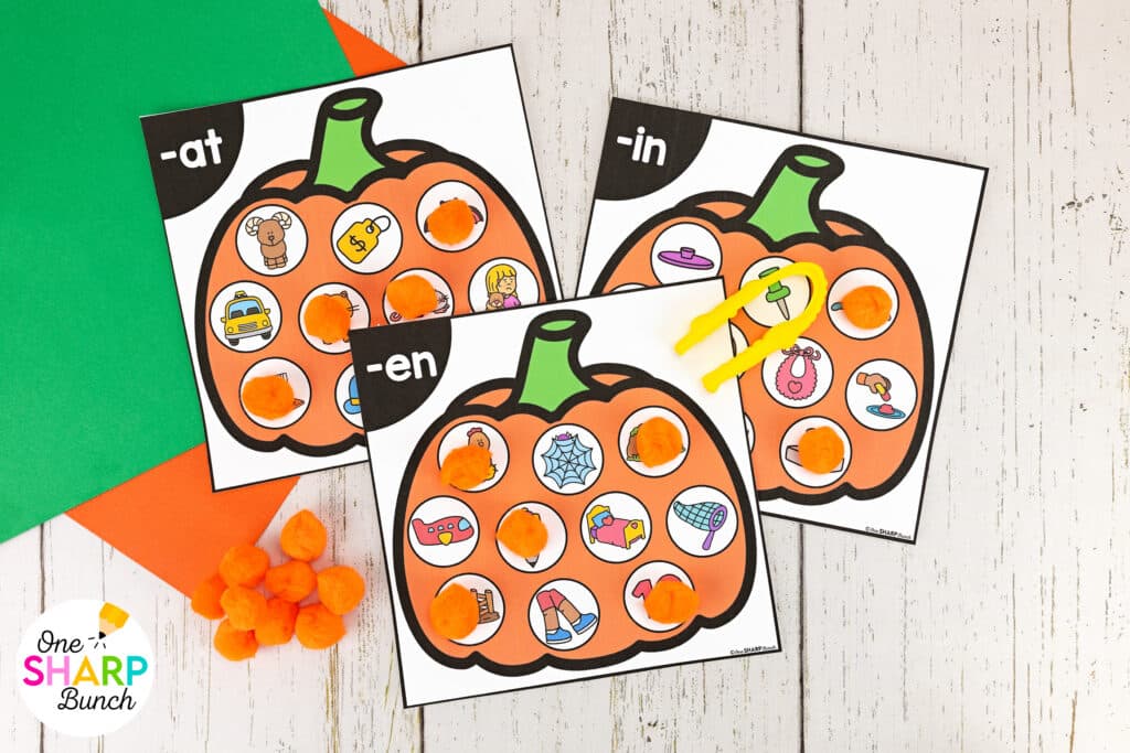 Explore 20 fine motor activities for October designed for kindergarten morning work, kindergarten centers, and early finishers with easy, hands-on fall themes. These fine motor morning tubs for kindergarten allow students to work on CVC words, beginning sounds, rhyming words and letter recognition. They also work on 2D shapes, nonstandard measurement, subitizing, 1:1 counting, and ten frames with the fall math activities. Learn more about these fall fine motor activities, here!