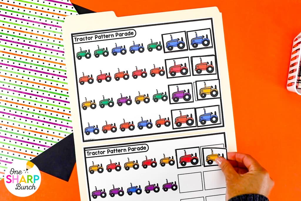 Keep students engaged all October long with these October early finisher activities! Perfect for fast finishers, these hands-on fast finisher activities provide meaningful skill practice while building independence. Easily add them to your centers for kindergarten, kindergarten centers, morning tubs, or morning work for simple, low-prep fall activities students can complete independently!
