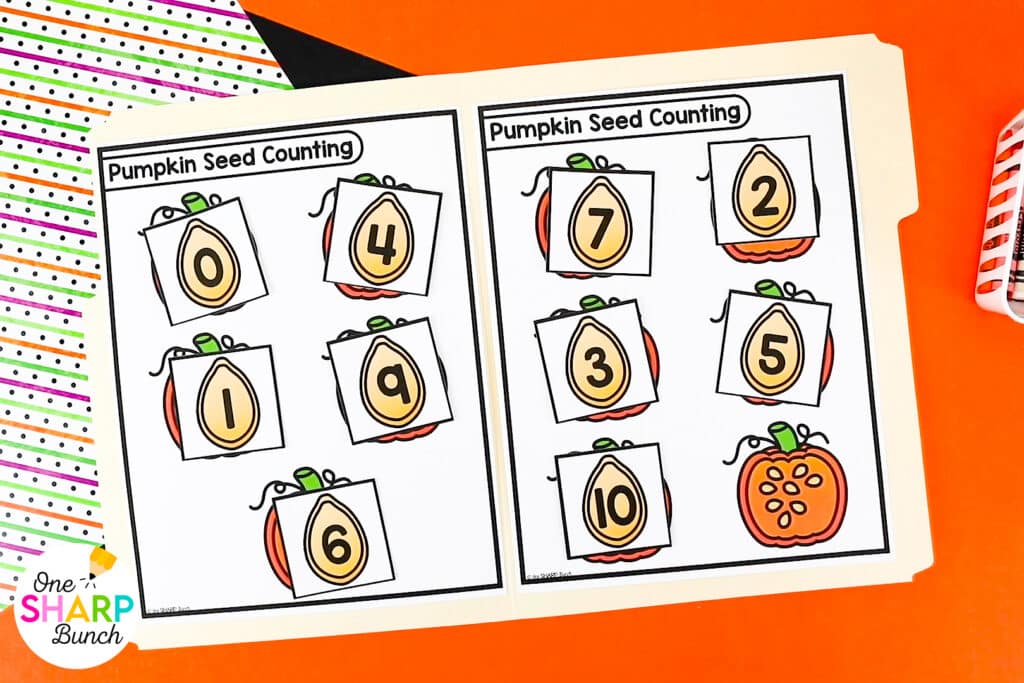 Keep students engaged all October long with these October early finisher activities! Perfect for fast finishers, these hands-on fast finisher activities provide meaningful skill practice while building independence. Easily add them to your centers for kindergarten, kindergarten centers, morning tubs, or morning work for simple, low-prep fall activities students can complete independently!